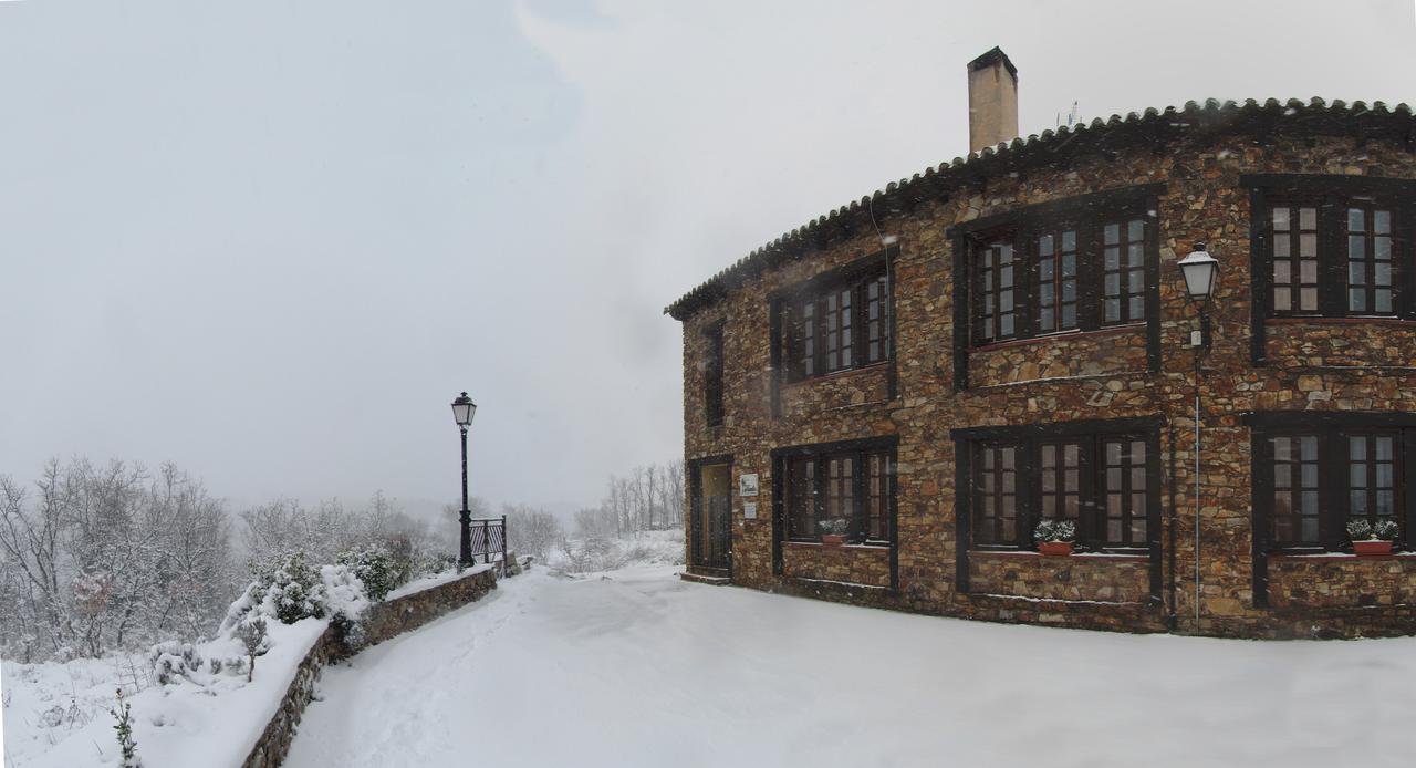 Al Viento, Alojamiento & Turismo Rural Pradena Del Rincon Bagian luar foto